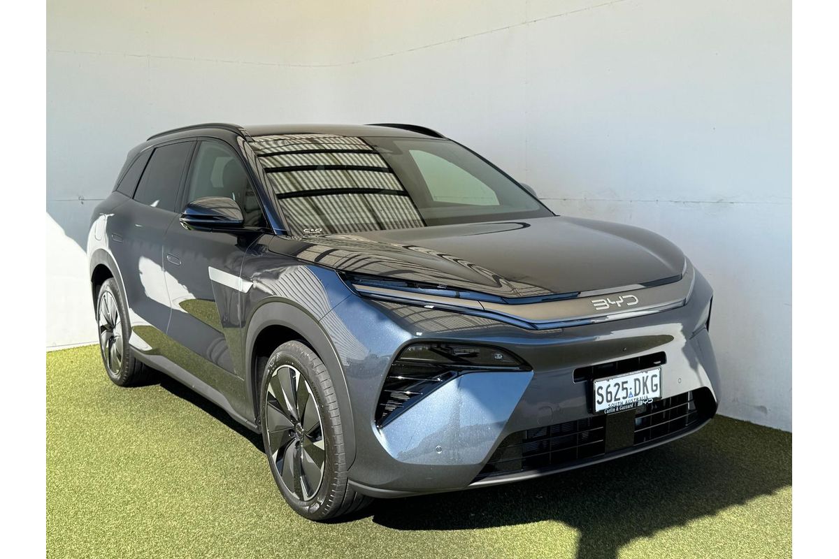 2025 BYD SEALION 8 Premium AWD