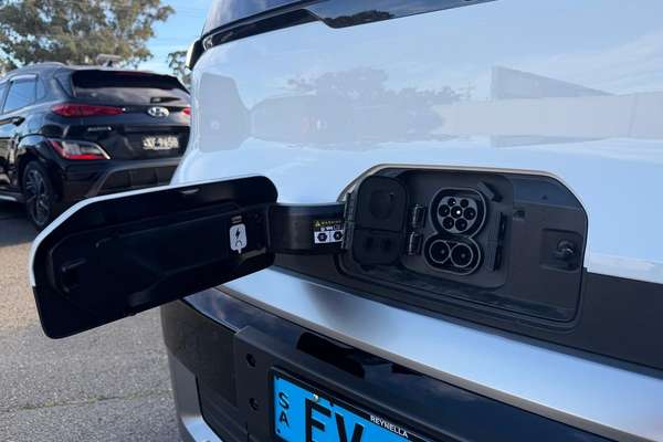 2026 Kia PV5 Cargo S Long Range SW thumb-9
