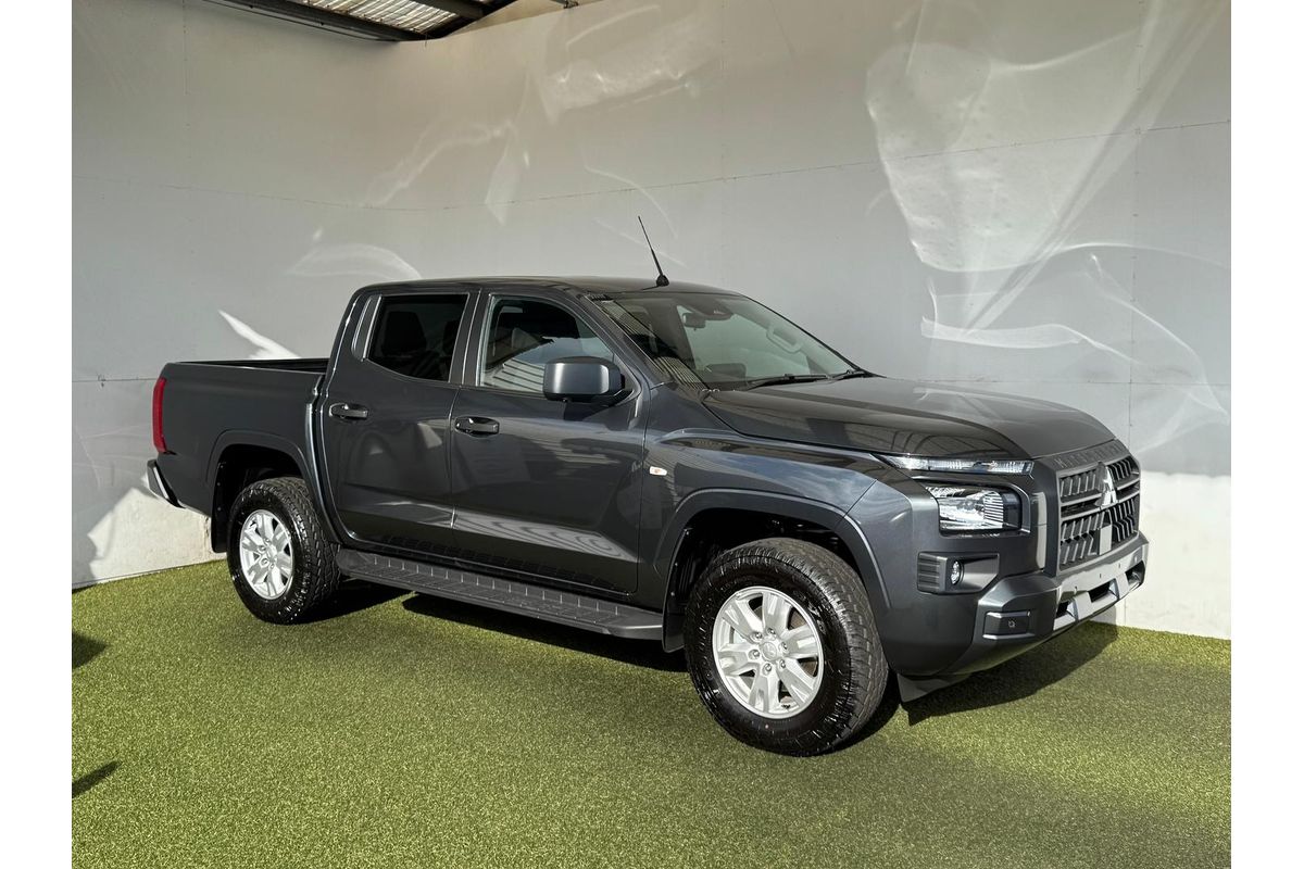 2025 Mitsubishi Triton GLX+ MV 4X4 image 5