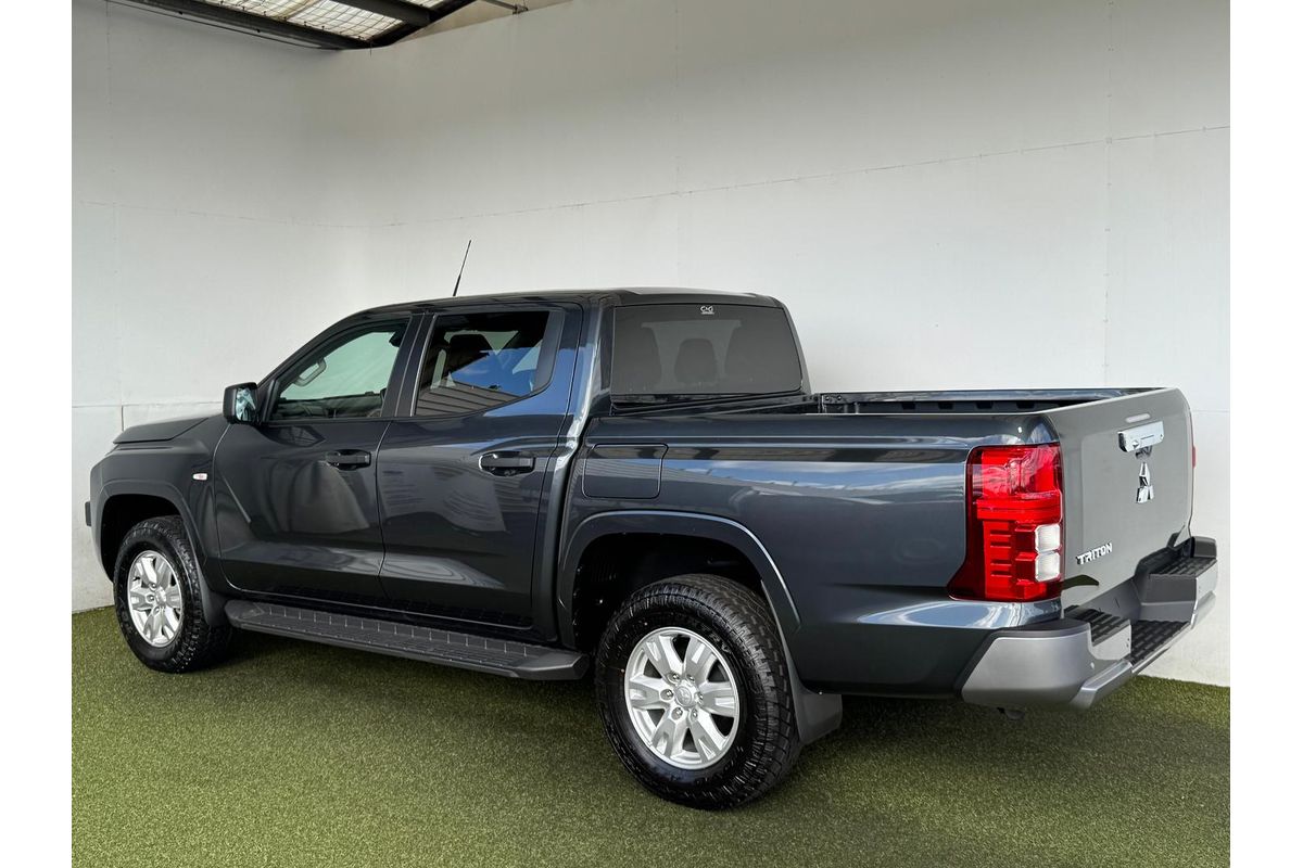 2025 Mitsubishi Triton GLX+ MV 4X4 image 25