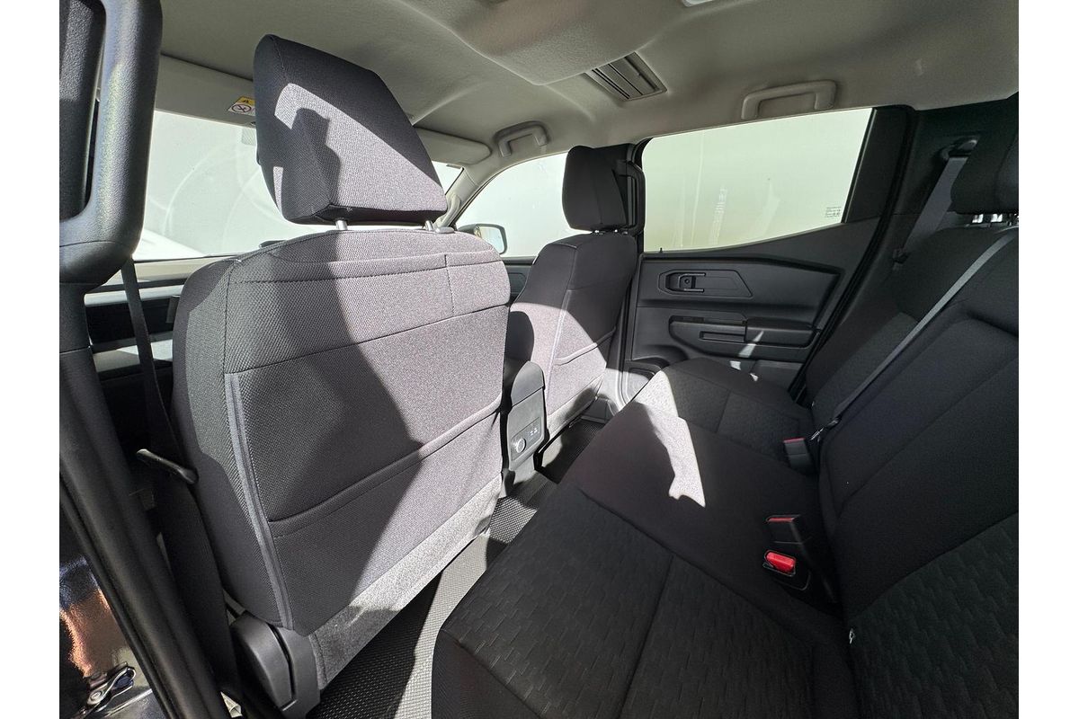 2025 Mitsubishi Triton GLX+ MV 4X4 image 28