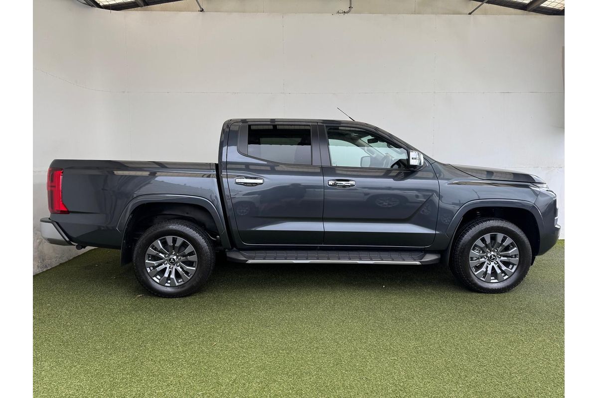 2025 Mitsubishi Triton GLS MV 4X4 image 4