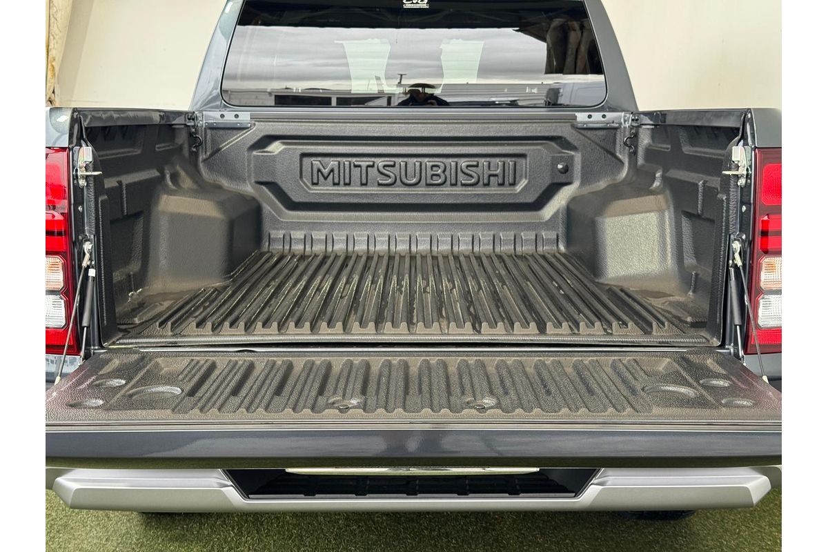2025 Mitsubishi Triton GLS MV 4X4 image 10