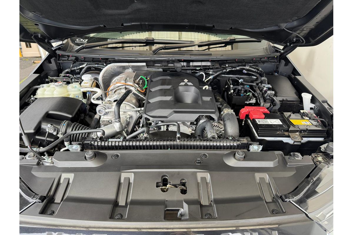 2025 Mitsubishi Triton GLS MV 4X4 image 16
