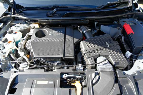 2024 Nissan QASHQAI N-DESIGN e-POWER J12 thumb-7