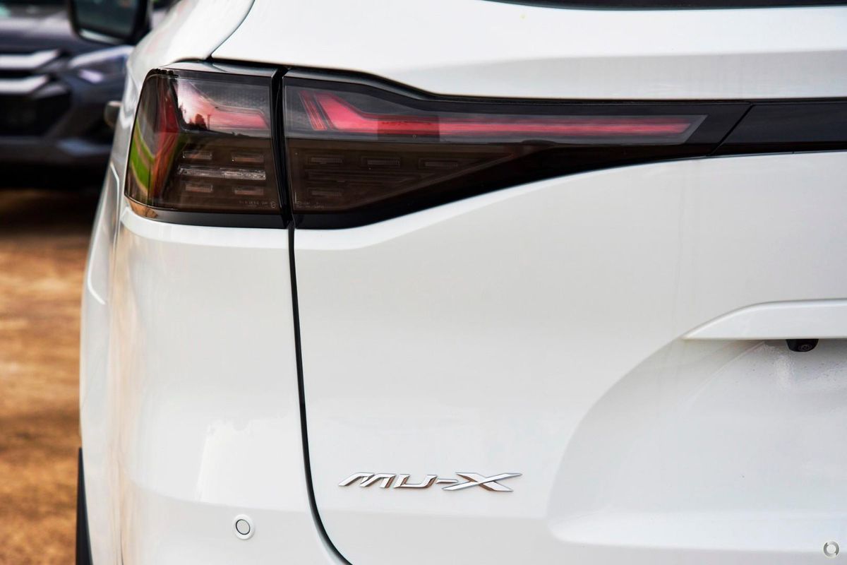 2026 Isuzu MU-X LS-M