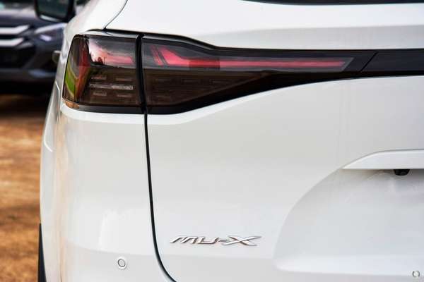 2026 Isuzu MU-X LS-M