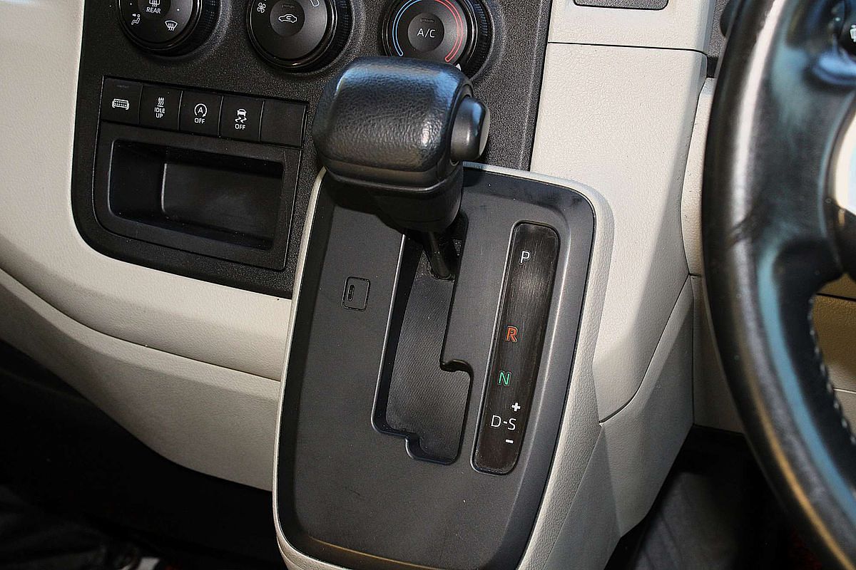 2020 Toyota Hiace GDH320R ELWB High Roof