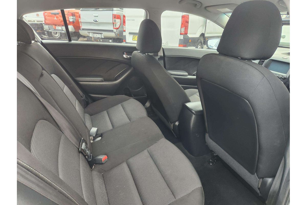 2017 Kia Cerato Sport YD