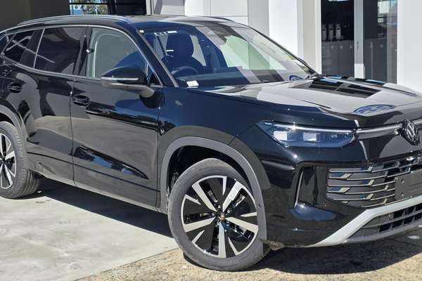2026 Volkswagen Tayron 150TSI eHybrid Elegance R4