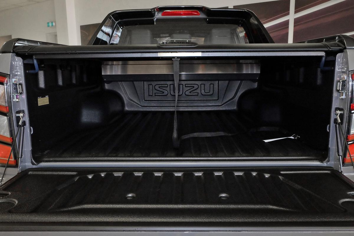 2026 Isuzu D-MAX X-TERRAIN 4X4 image 17