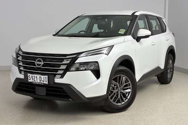 2026 Nissan X-TRAIL ST T33
