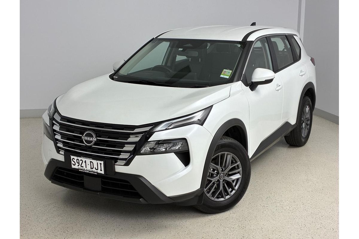 2026 Nissan X-TRAIL ST T33