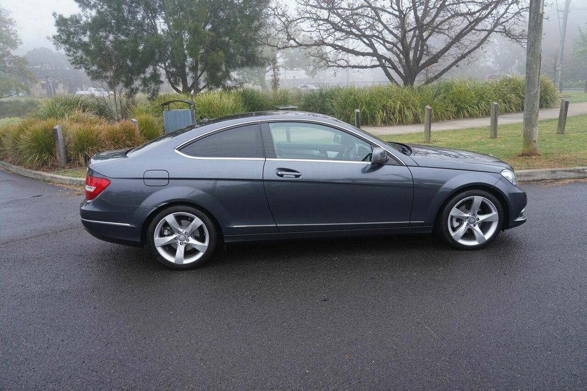 2012 Mercedes-Benz 250 CDI BE W204 MY12