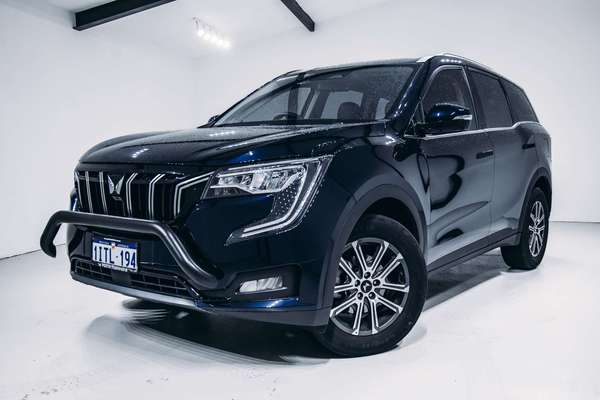 2025 Mahindra XUV700 AX7L