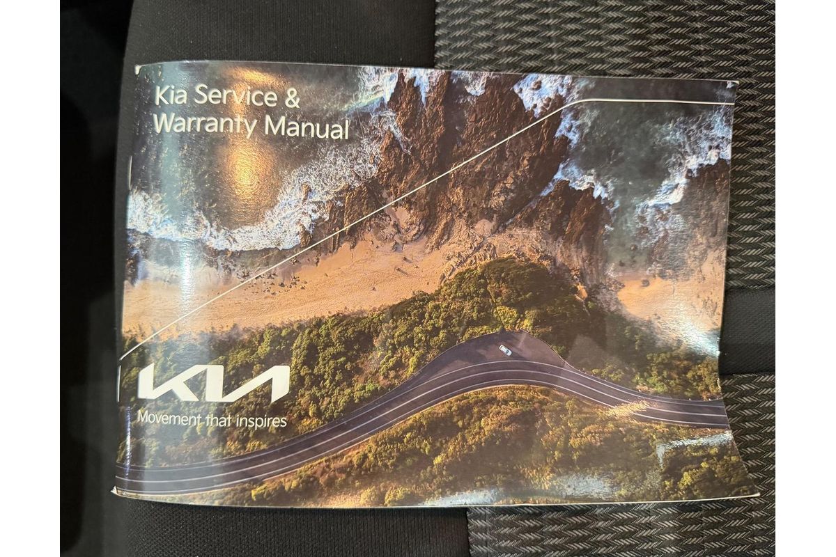 2023 Kia Sorento S MQ4