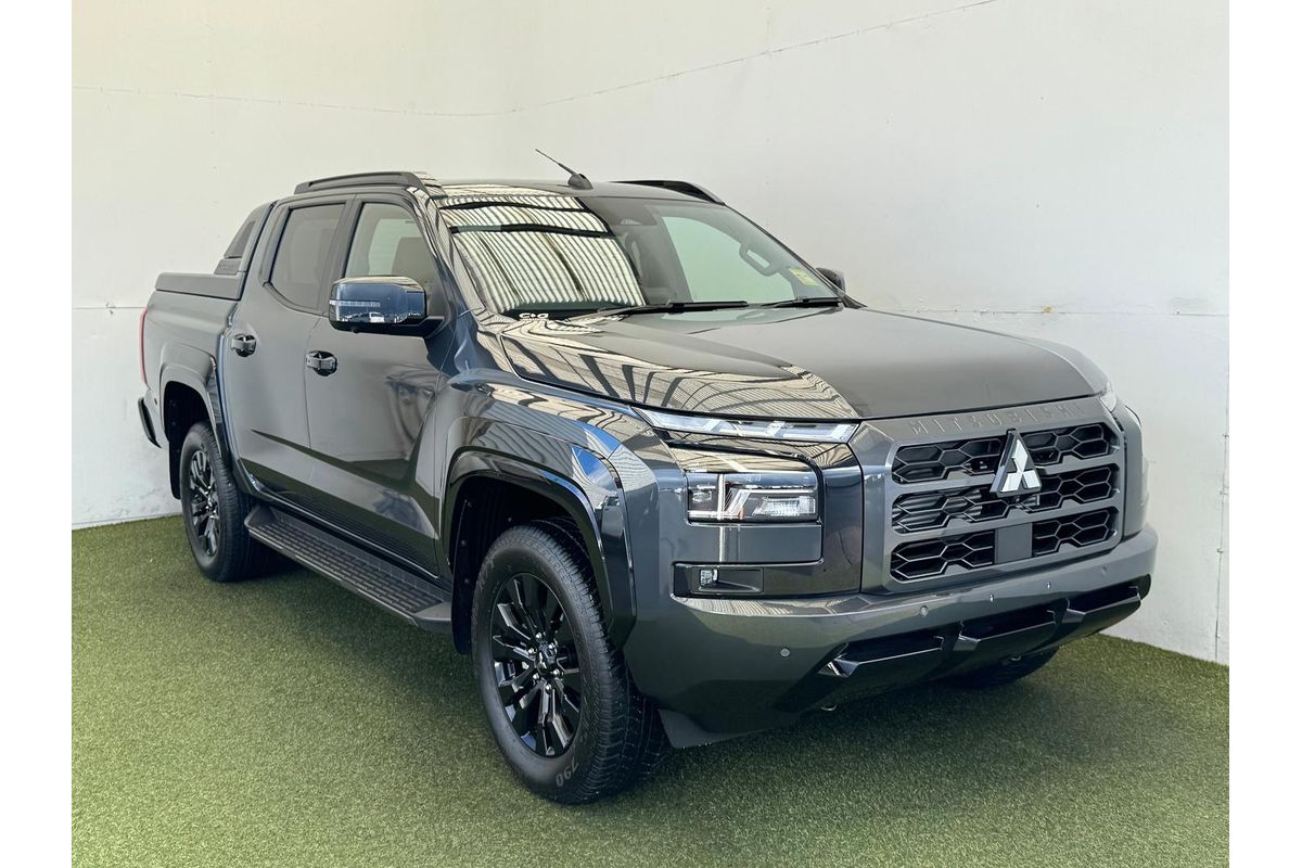 2026 Mitsubishi Triton GSR MV 4X4 image 3