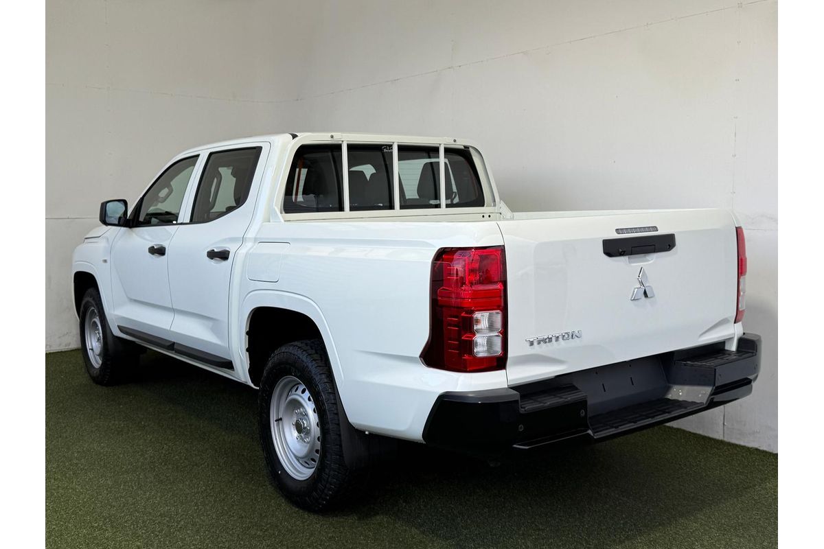 2026 Mitsubishi Triton GLX MV 4X4 image 6