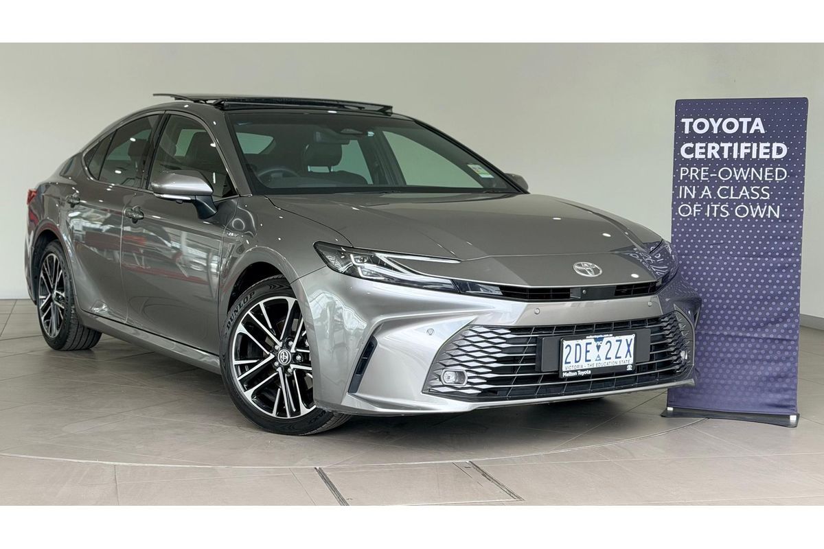 2025 Toyota Camry SL AXVH80R