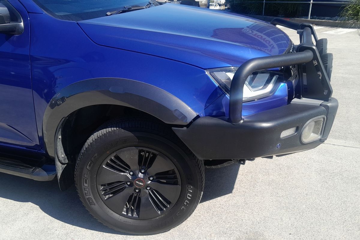 2022 Isuzu D-MAX X-TERRAIN 4X4