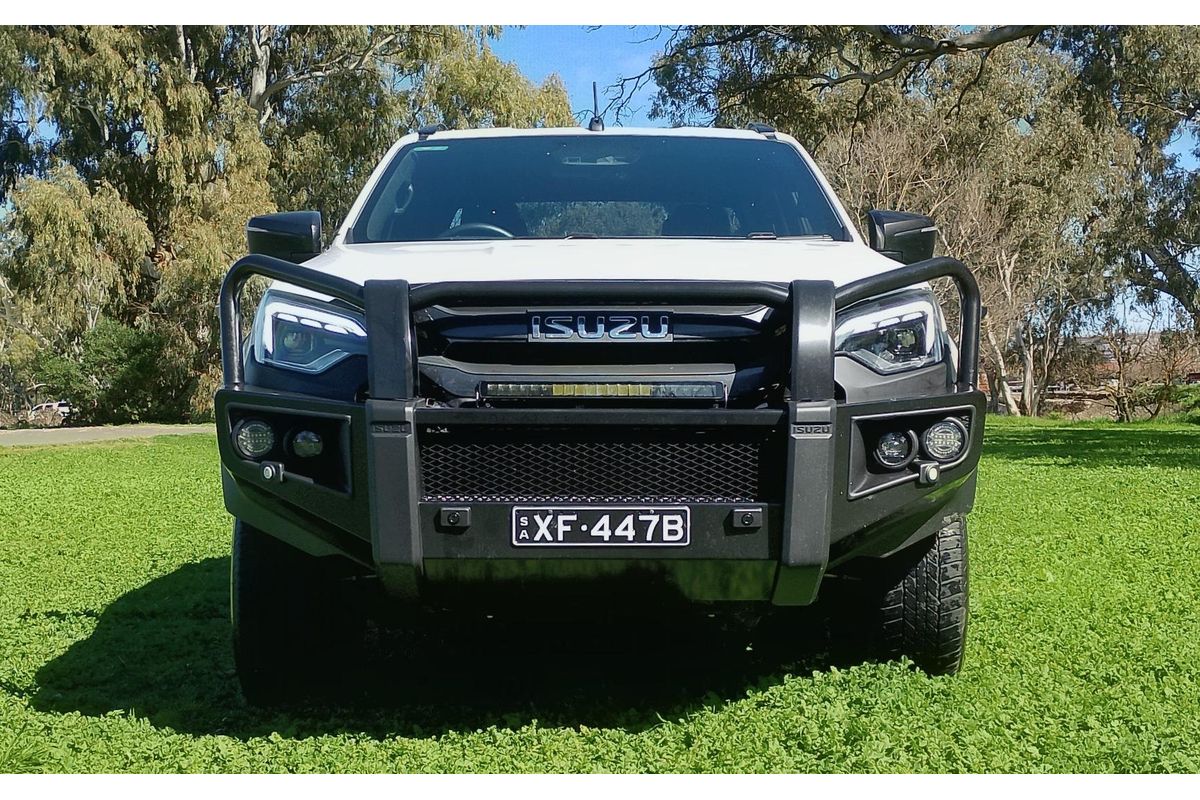2025 Isuzu D-MAX X-TERRAIN 4X4