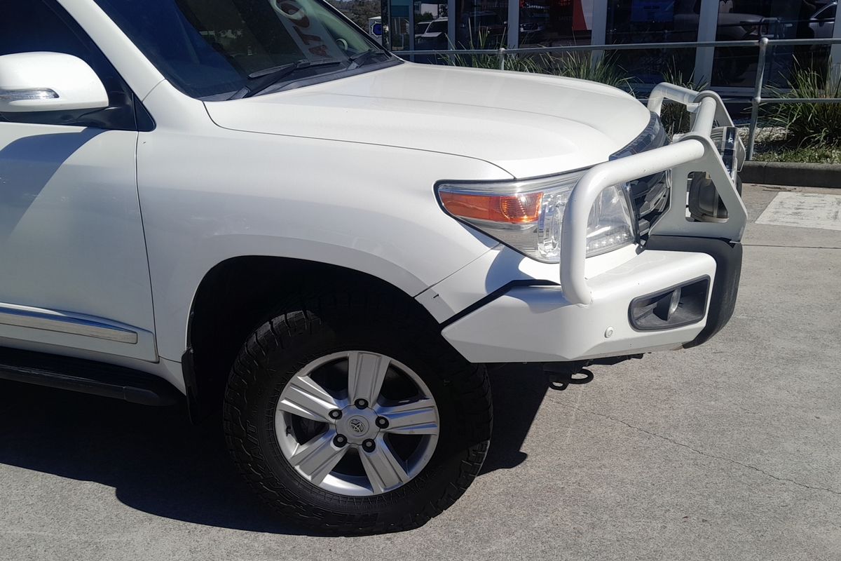 2015 Toyota Landcruiser SAHARA (4x4) VDJ200R MY13