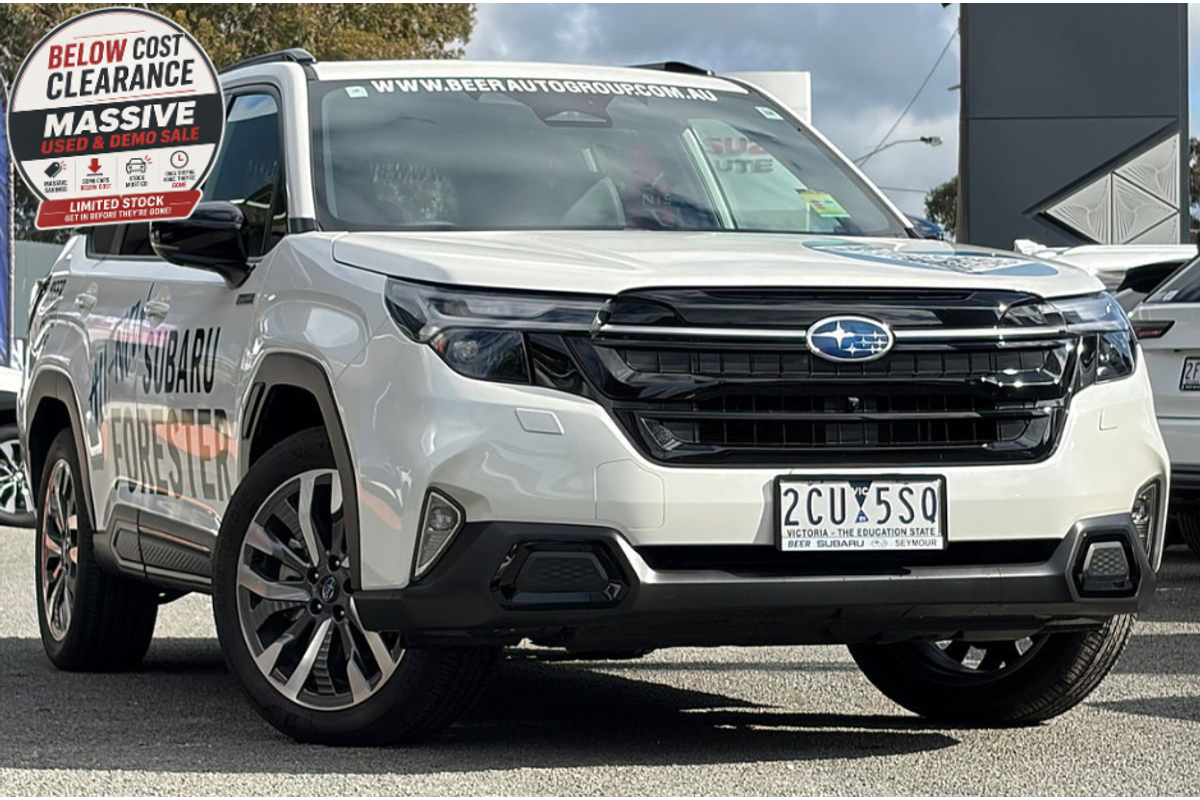 2025 Subaru Forester Hybrid Touring S6