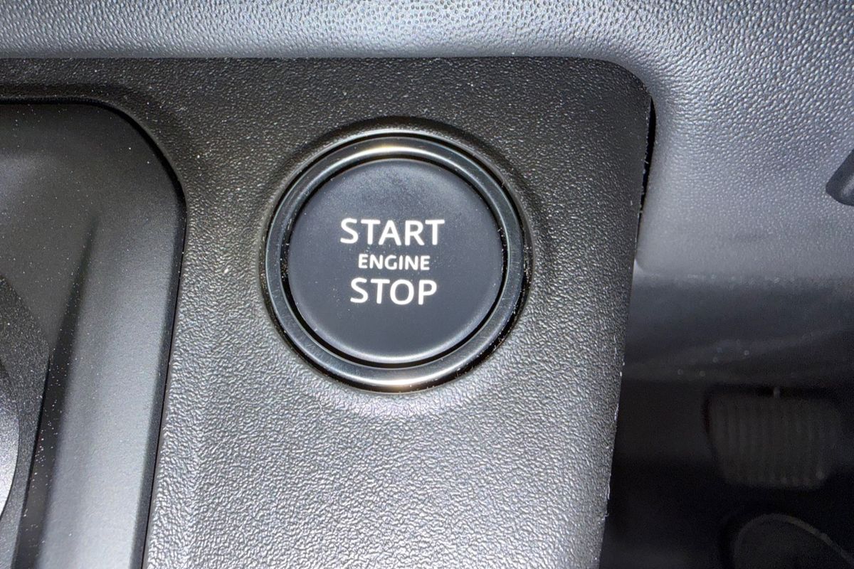 2024 Land Rover Defender 110 D300 X-Dynamic HSE L663