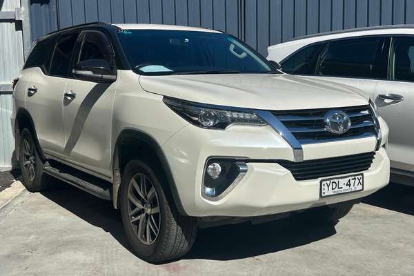 2015 Toyota Fortuner Crusade GUN156R
