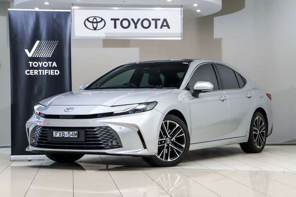 2026 Toyota Camry SL AXVH80R