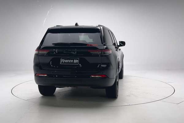 2022 Jeep Grand Cherokee Night Eagle WL thumb-1