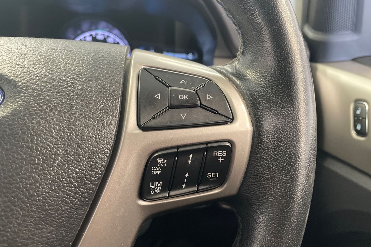 2019 Ford Everest