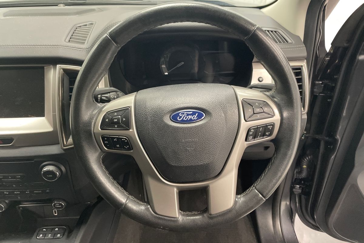 2019 Ford Everest