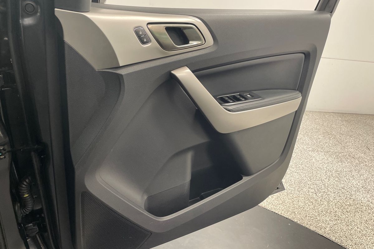 2019 Ford Everest