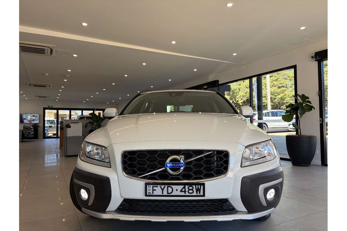 2014 Volvo XC70 D5 TEKNIK BZ MY13
