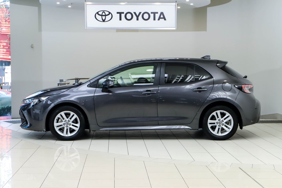 2020 Toyota Corolla SX MZEA12R