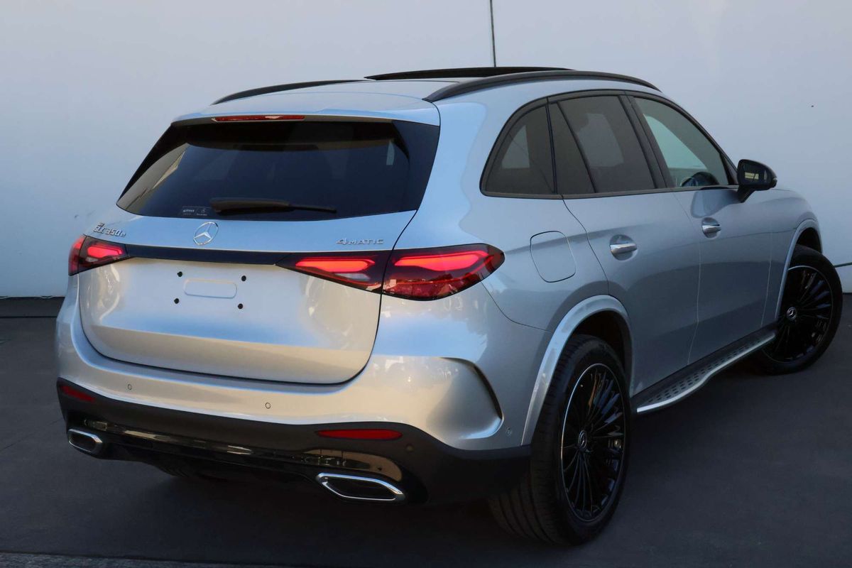2026 Mercedes-Benz GLC-Class GLC350 e X254