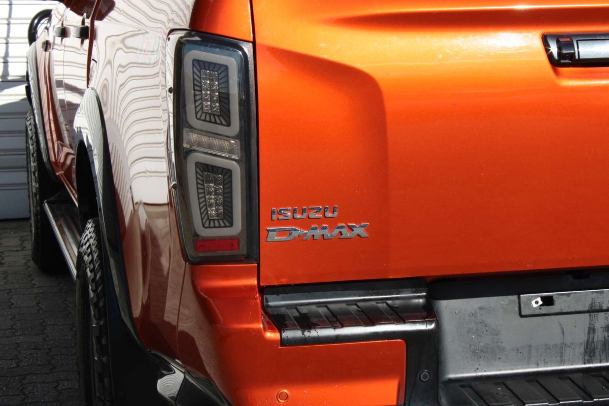 2023 Isuzu D-MAX X-TERRAIN 4X4