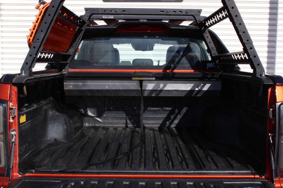 2023 Isuzu D-MAX X-TERRAIN 4X4
