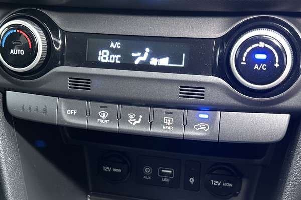 2017 Hyundai Kona Highlander OS thumb-17