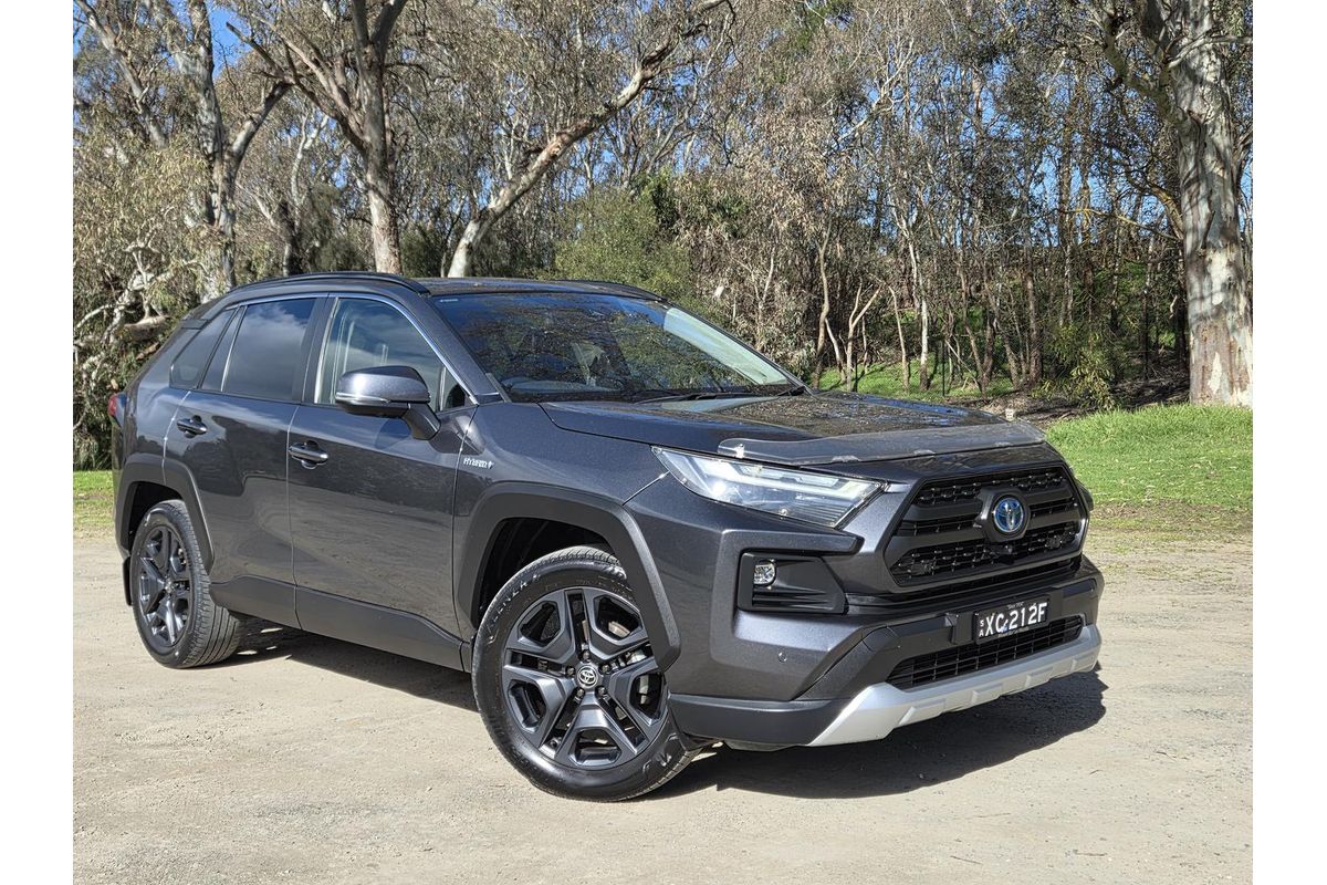 2021 Toyota RAV4 Edge AXAH54R
