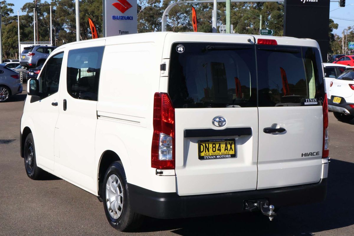 2024 Toyota Hiace GDH300R LWB image 10