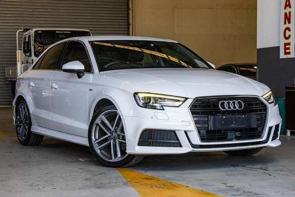 2019 Audi A3 35 TFSI S line plus 8V