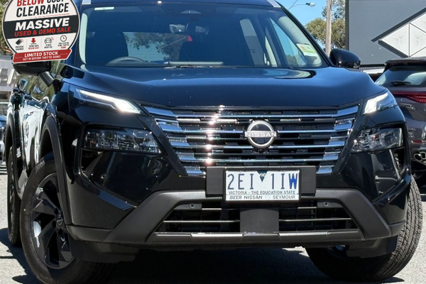 2026 Nissan X-TRAIL ST-L T33