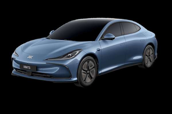 2026 MG IM5 Platinum P12L