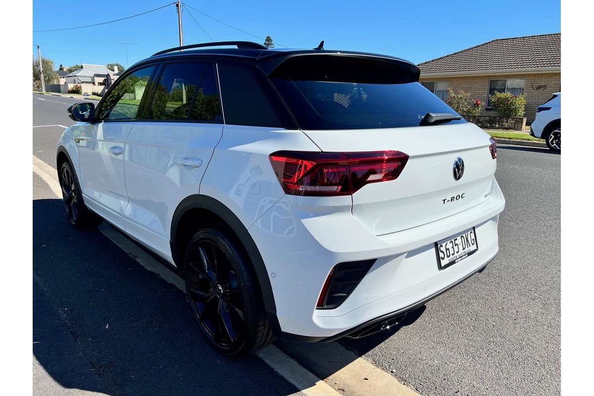 2025 Volkswagen T-Roc 140TSI R-Line D11
