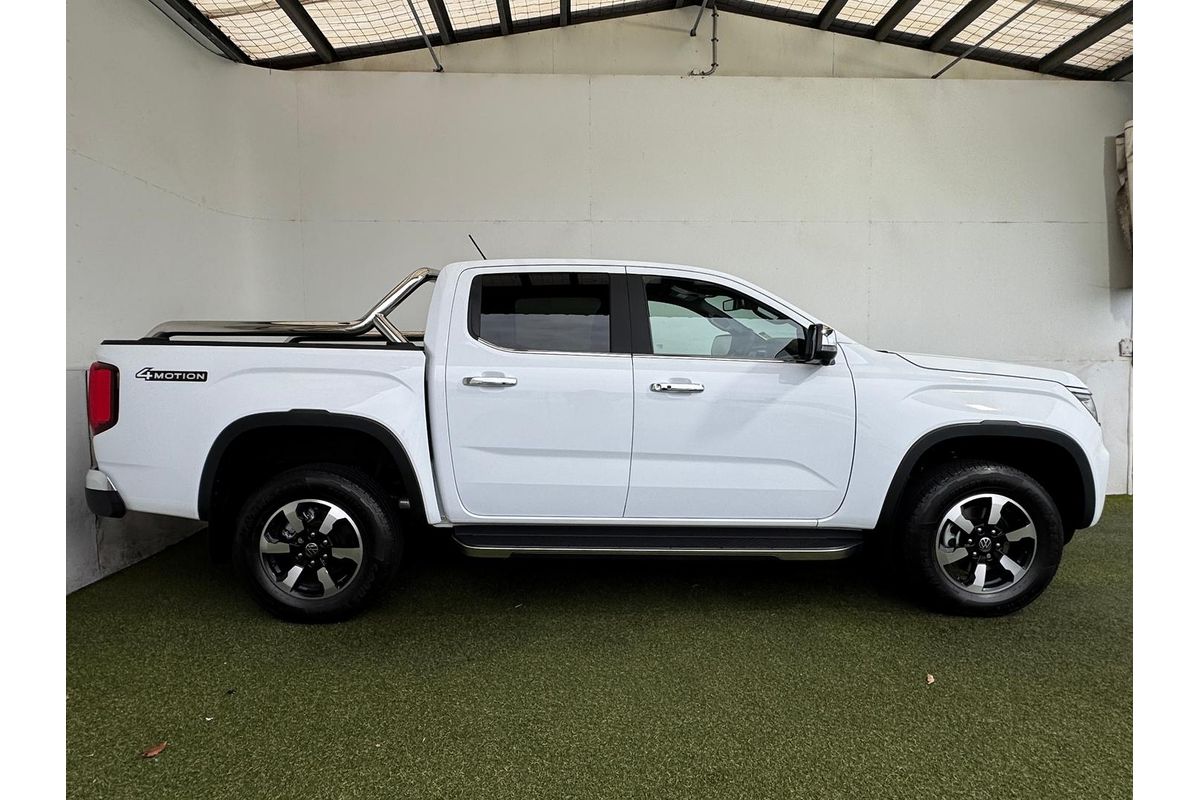 2025 Volkswagen Amarok TDI600 Style NF 4X4 image 7