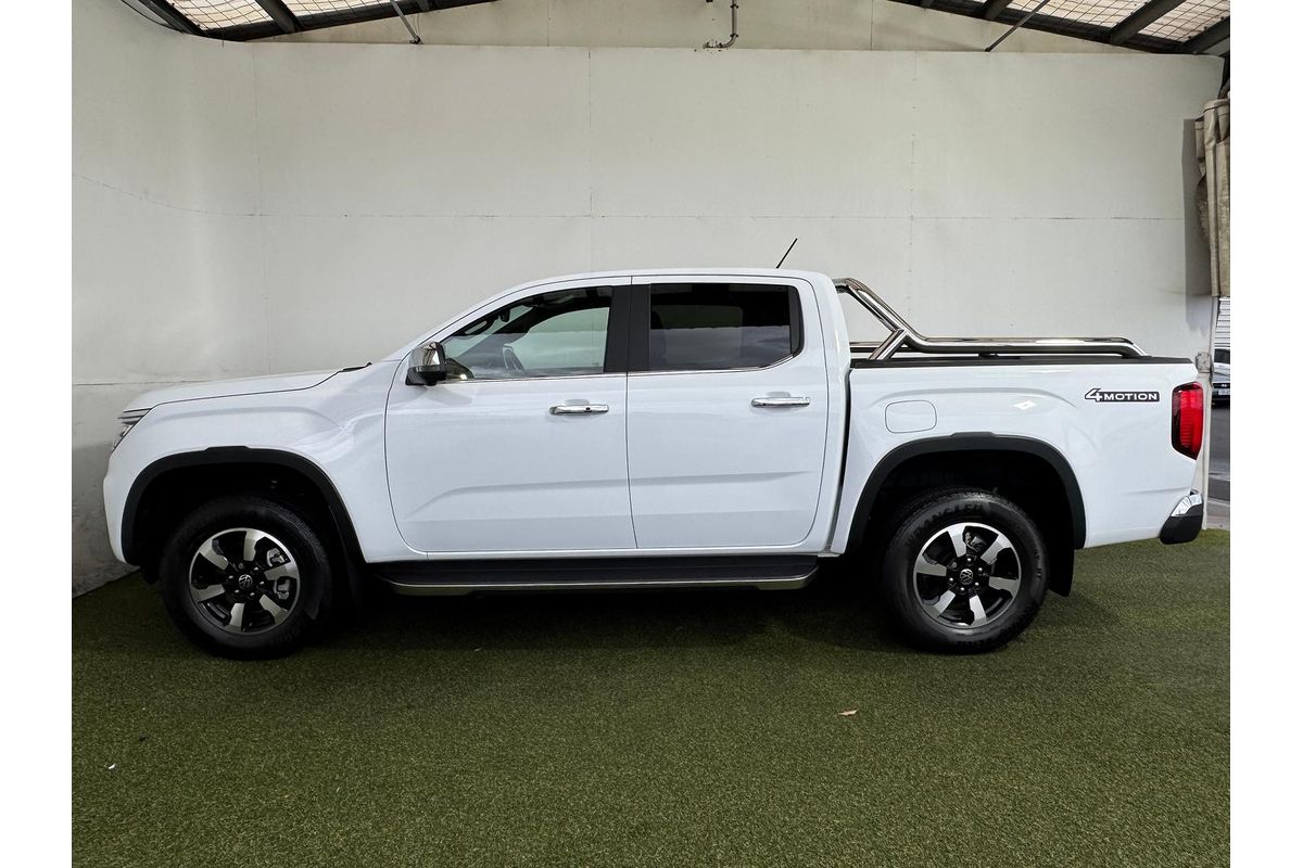 2025 Volkswagen Amarok TDI600 Style NF 4X4 image 10