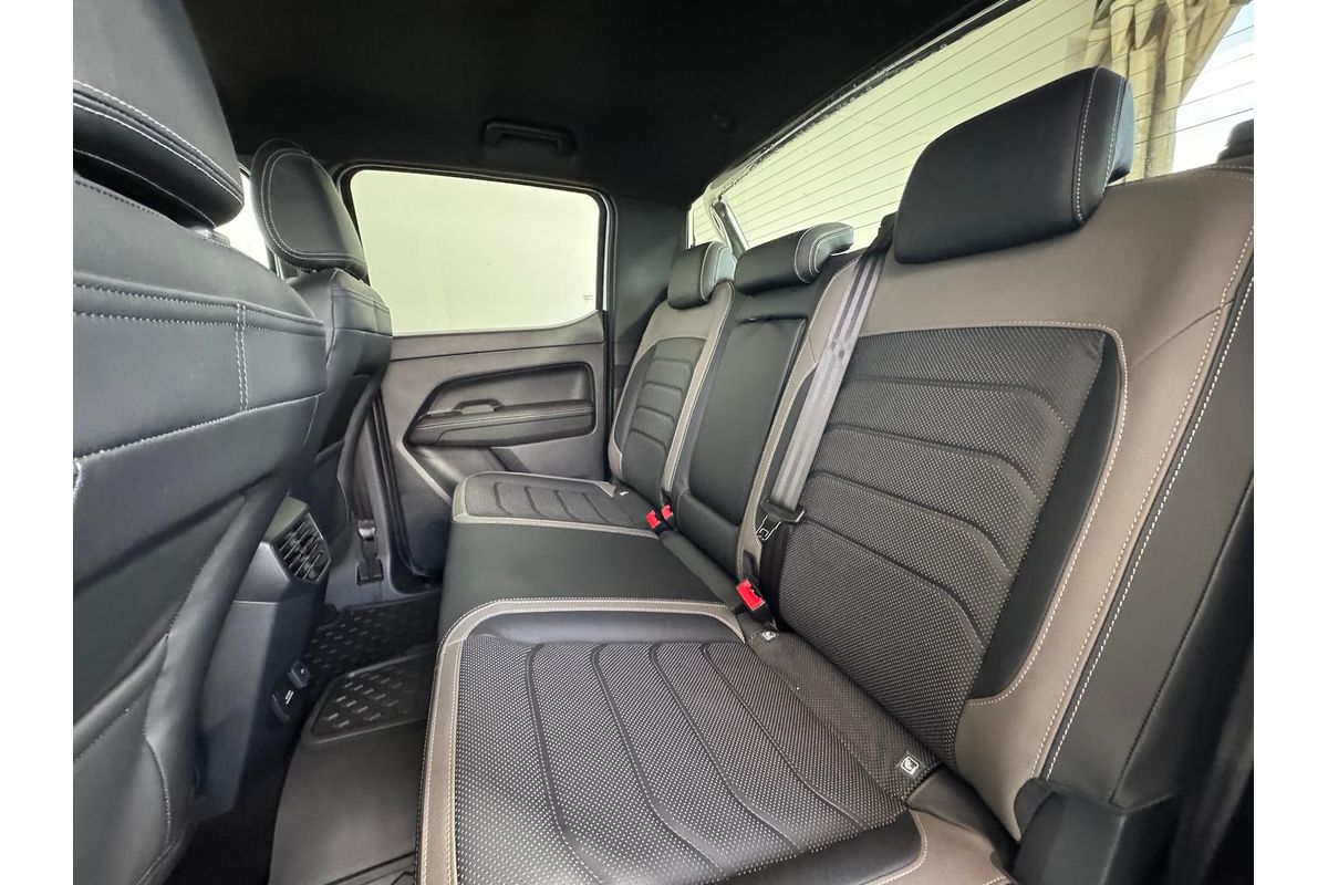 2025 Volkswagen Amarok TDI600 Style NF 4X4 image 26