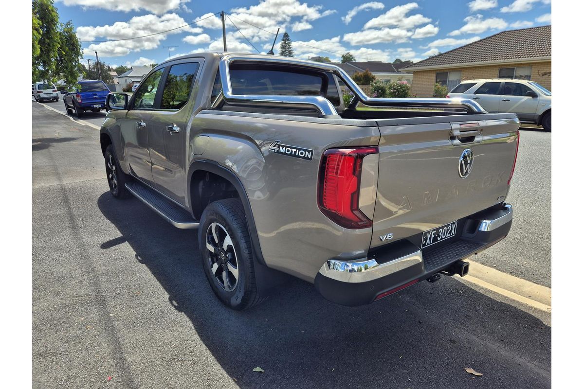 2025 Volkswagen Amarok TDI600 Style NF 4X4 image 7